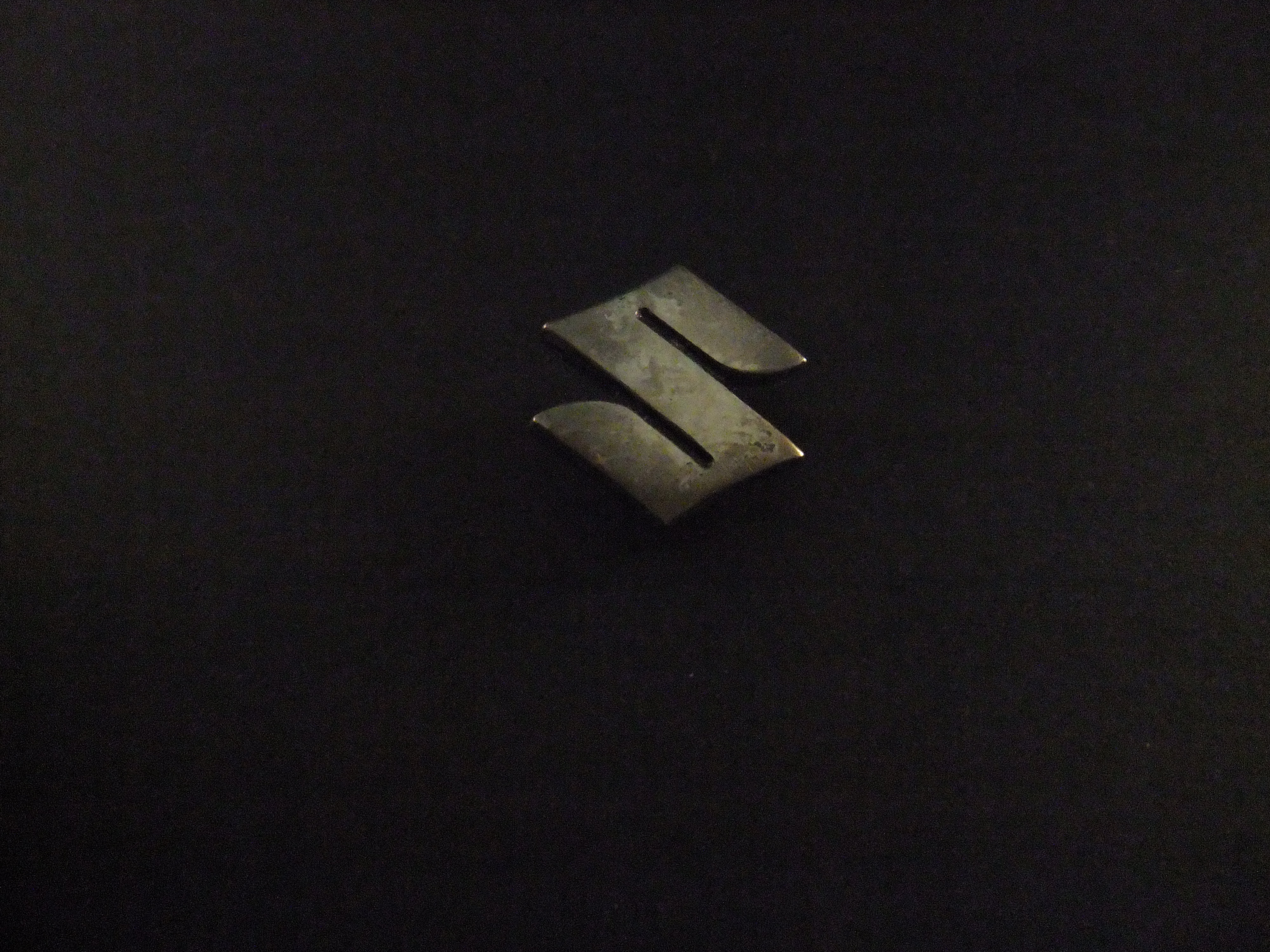 Suzuki auto logo zilverkleurige